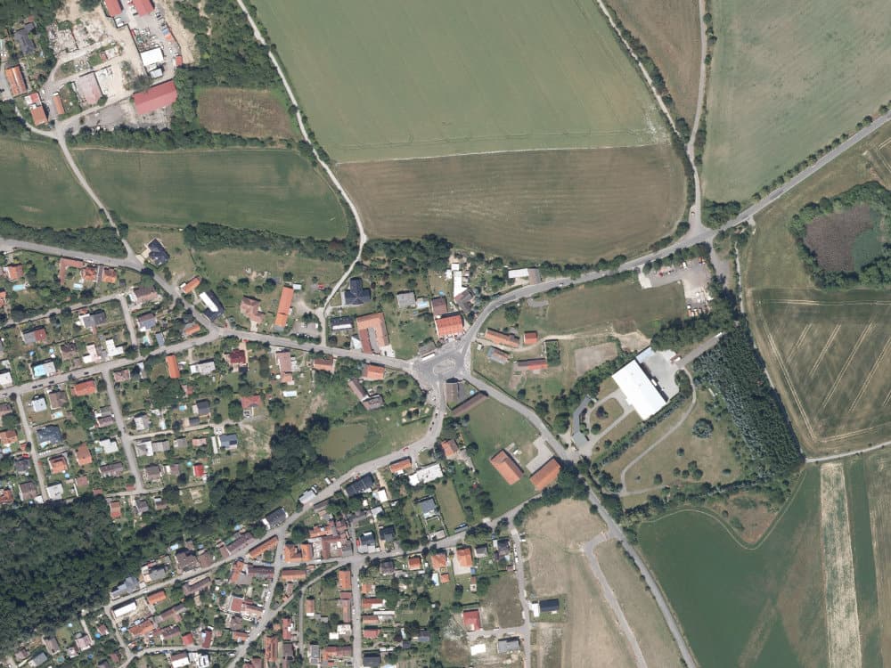 Dnešní letecký snímek širšího okolí