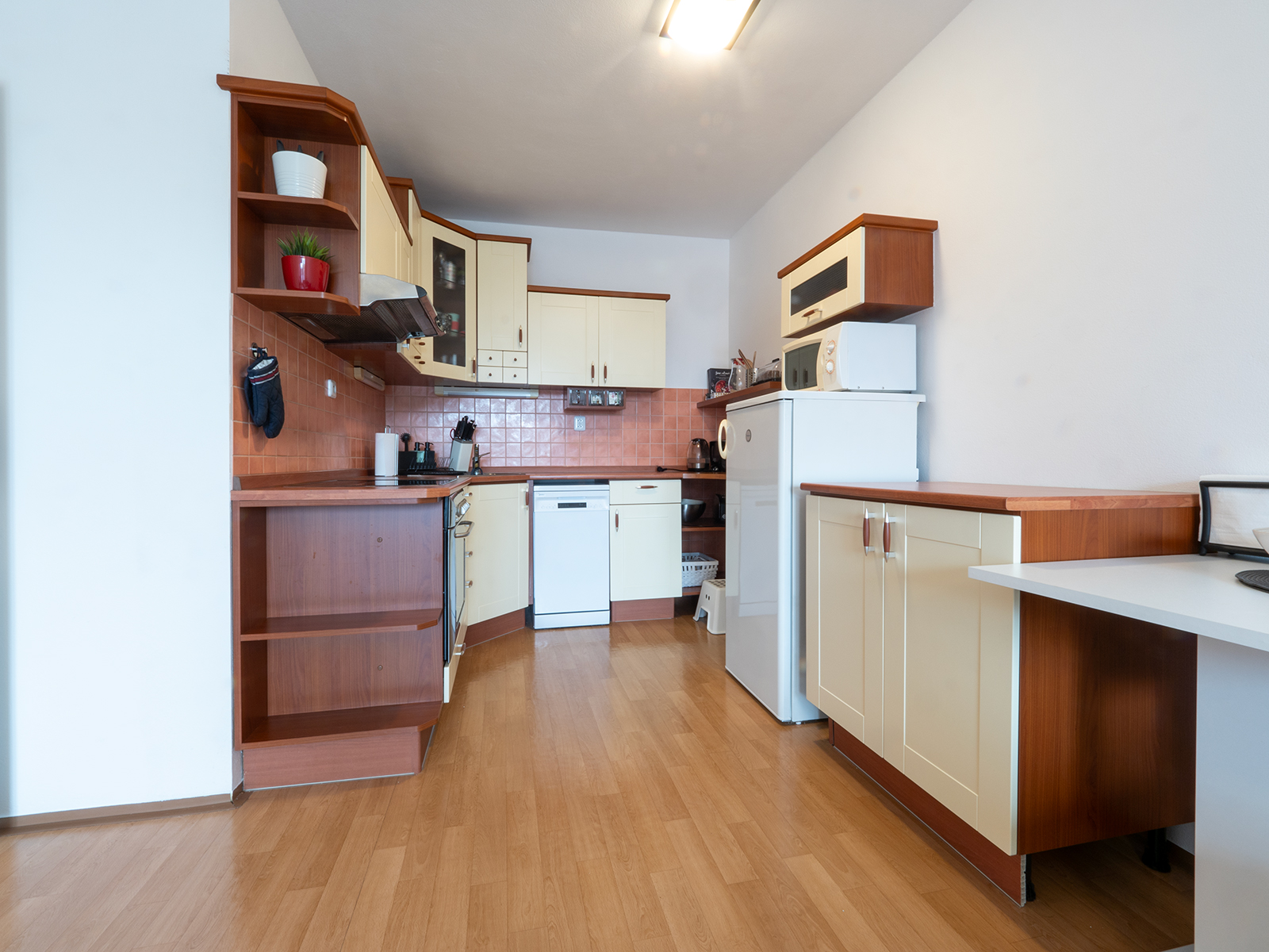 Pronájem bytu, 2+kk, 51 m², Praha 8 – Troja, ul. Hnězdenská