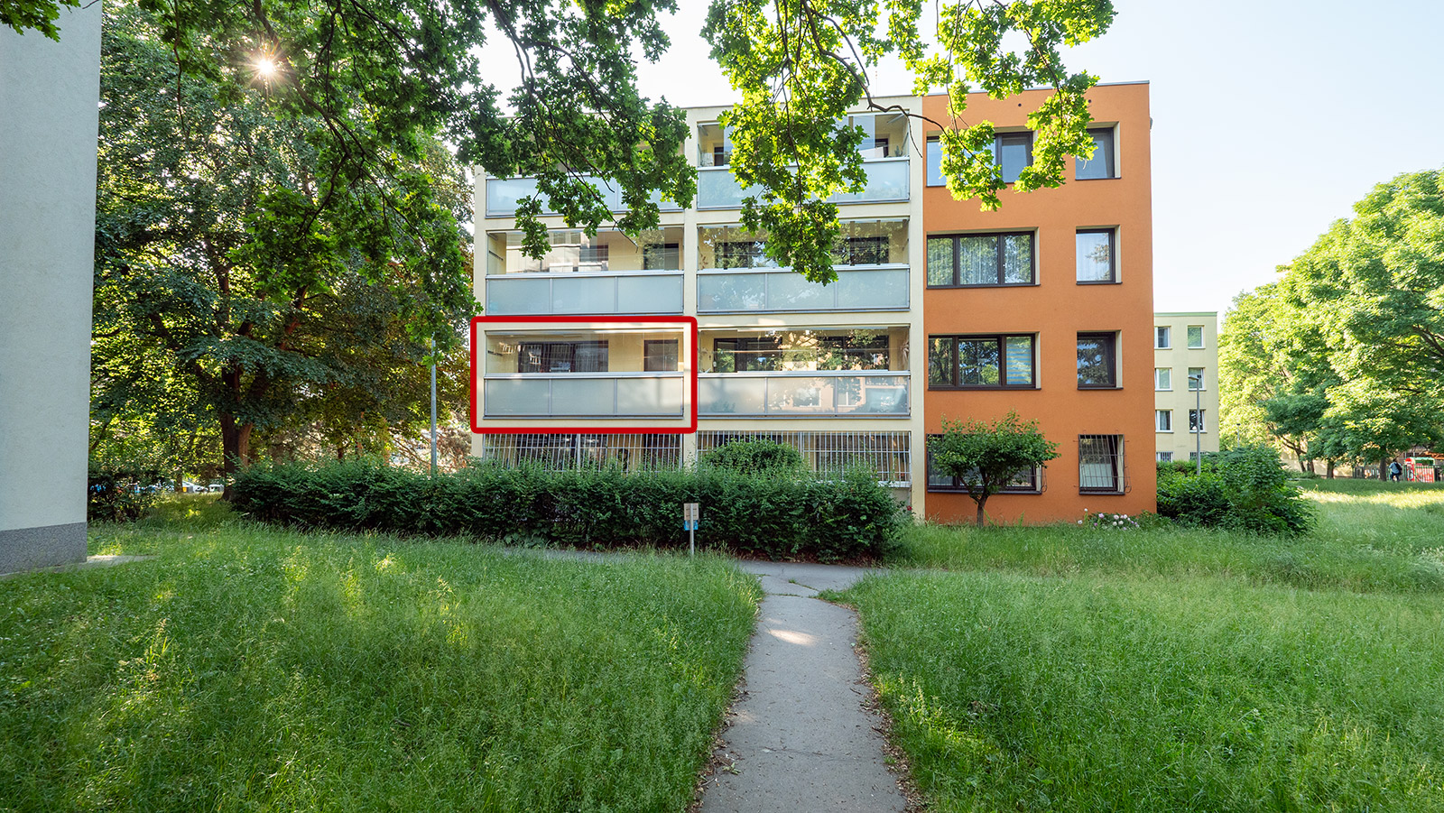 Pronájem bytu 3+1 - 55 m², ul. Litvínovská, Praha 9 - Prosek