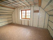 Izolace PUR pěnou: Klíč k dlouhodobé úspoře a komfortu bydlení