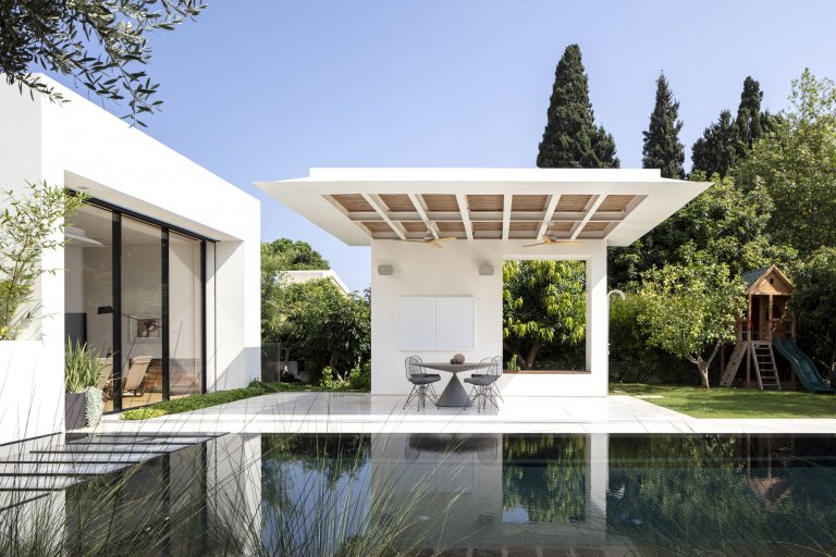 Jak vytvořit svěží domov s bazénem: Kompletní průvodce pro majitele nemovitostí